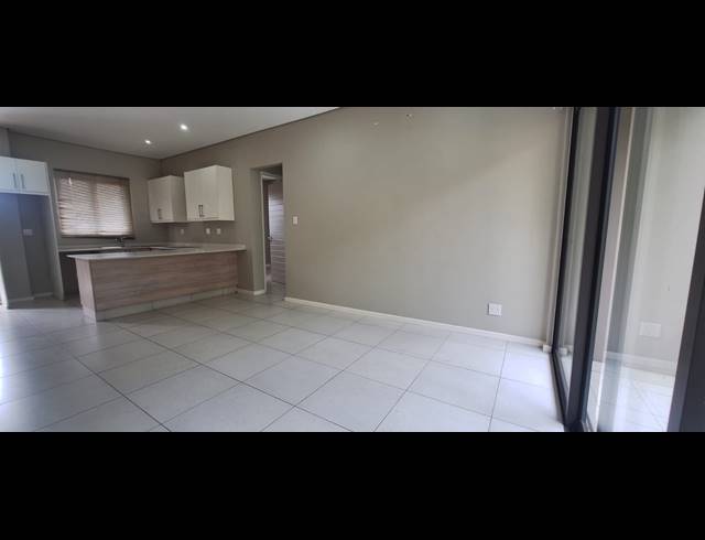 2 BEDROOM APARTMENT TO LET IN ZIMBALI WEDGE